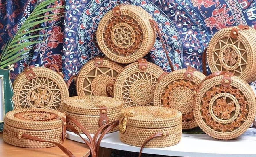 Round bamboo bag sale