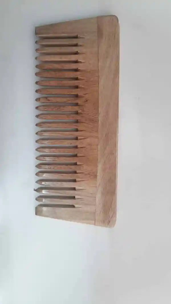 Neem Wood Comb – Fine and Wide Teeth