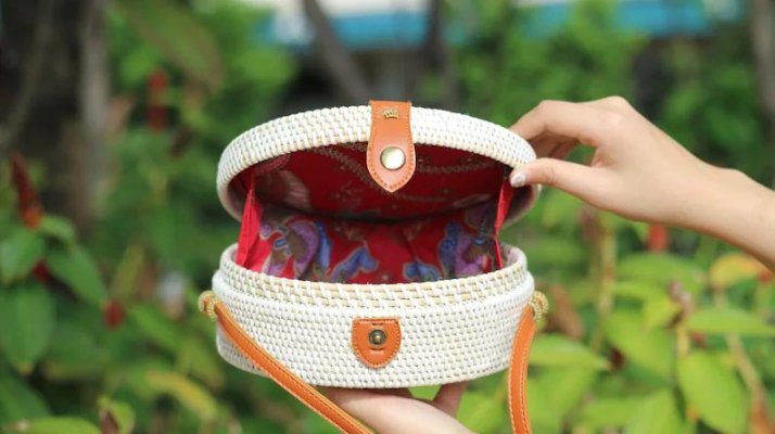 bamboo products for women , stylish eco-friendly , unique gift , trendy , handmade, handcrafted, handwoven